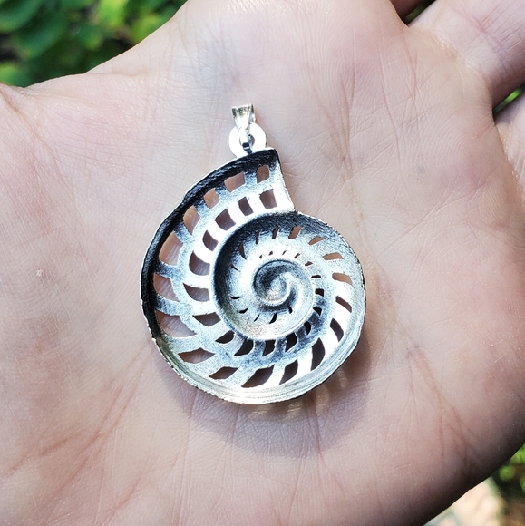 New Silver Ammonite Fossil Pendant - Picture 6 of 7